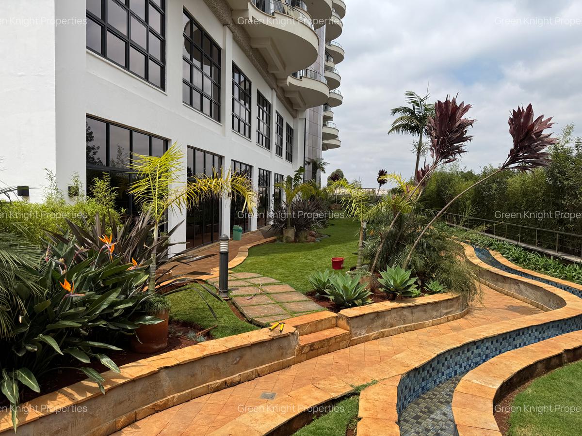 Serviced 2 Bed Apartment with En Suite in Westlands Area - 10