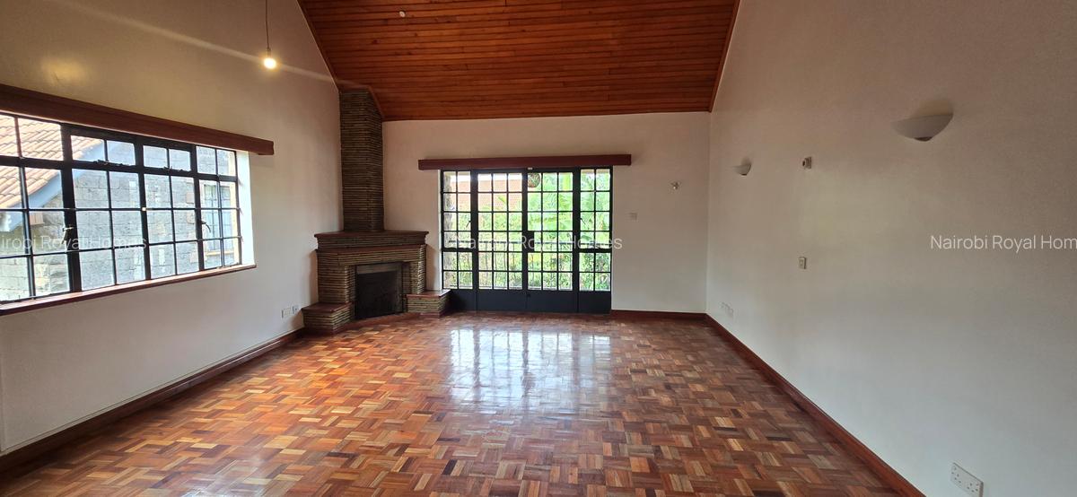 5 Bed Townhouse with En Suite at Lavington Green - 12