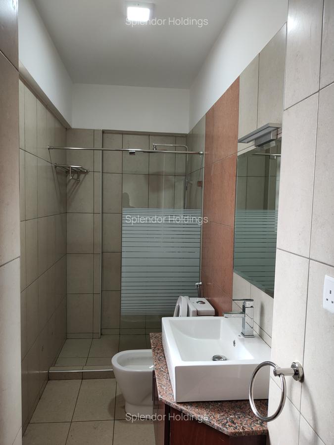 3 Bed Apartment with En Suite in Kilimani - 10