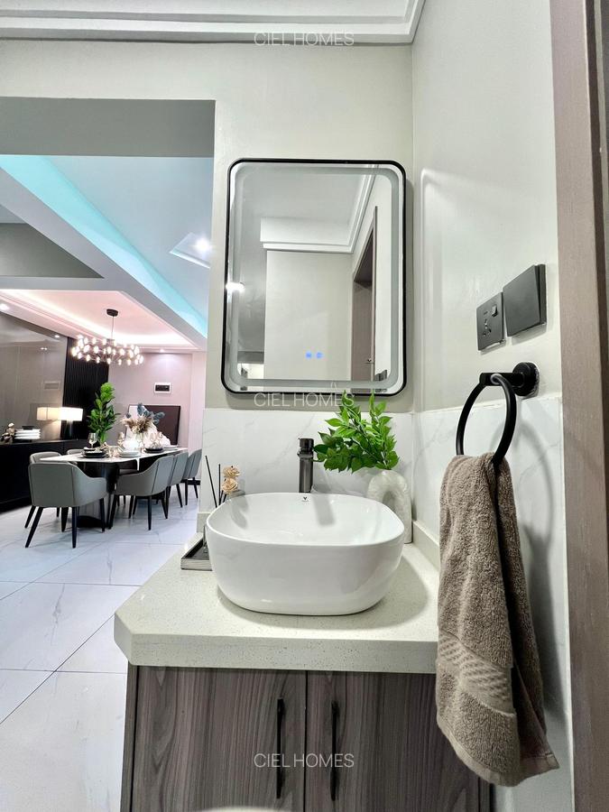 4 Bed Apartment with En Suite at Othaya Road - 3