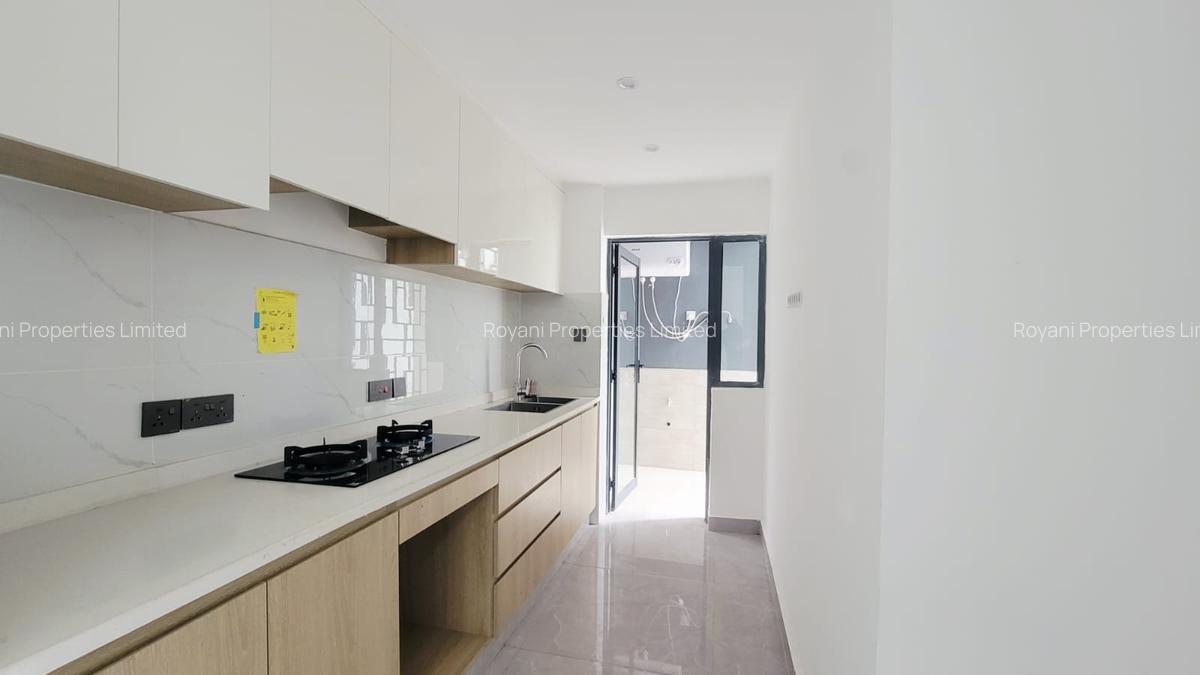 2 Bed Apartment with En Suite in Kilimani - 4