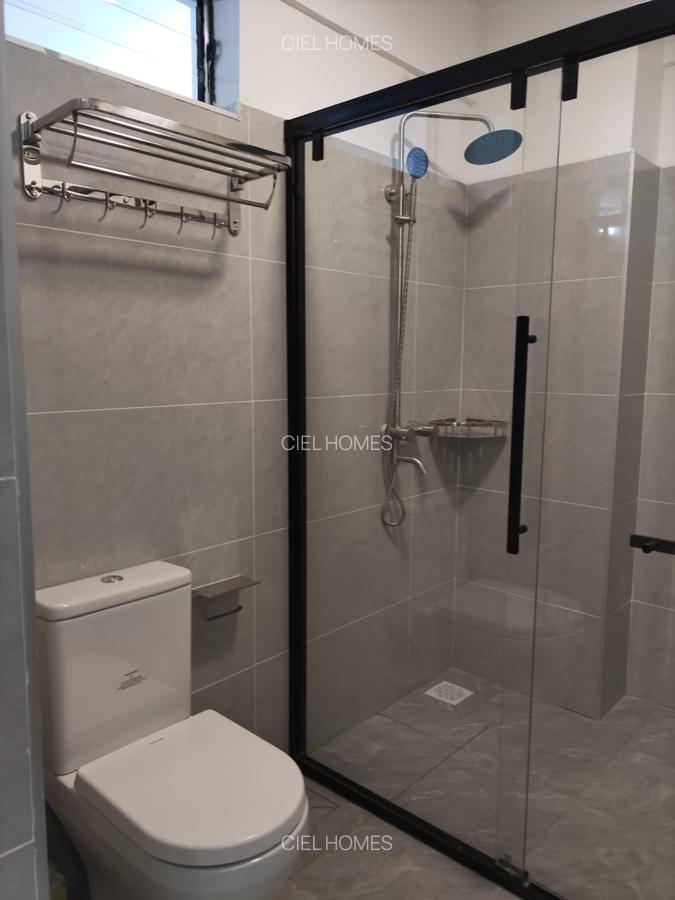 2 Bed Apartment with En Suite in Lavington - 11