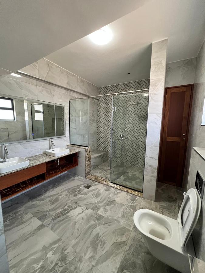 3 Bed Apartment with Swimming Pool in Kileleshwa - 8