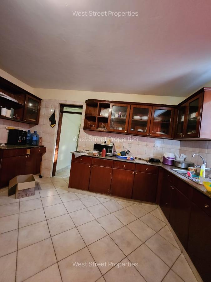 4 Bed Townhouse with En Suite in Karen - 7