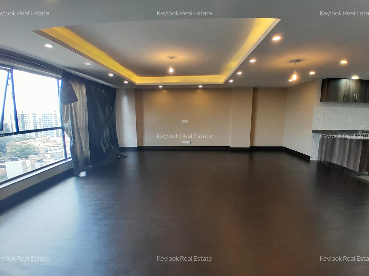 4 Bed Apartment with En Suite at Lavington - 6