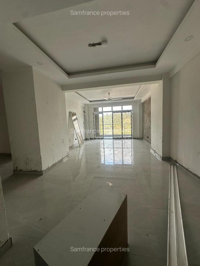 2 Bed Apartment with En Suite at Baobab Road - 9