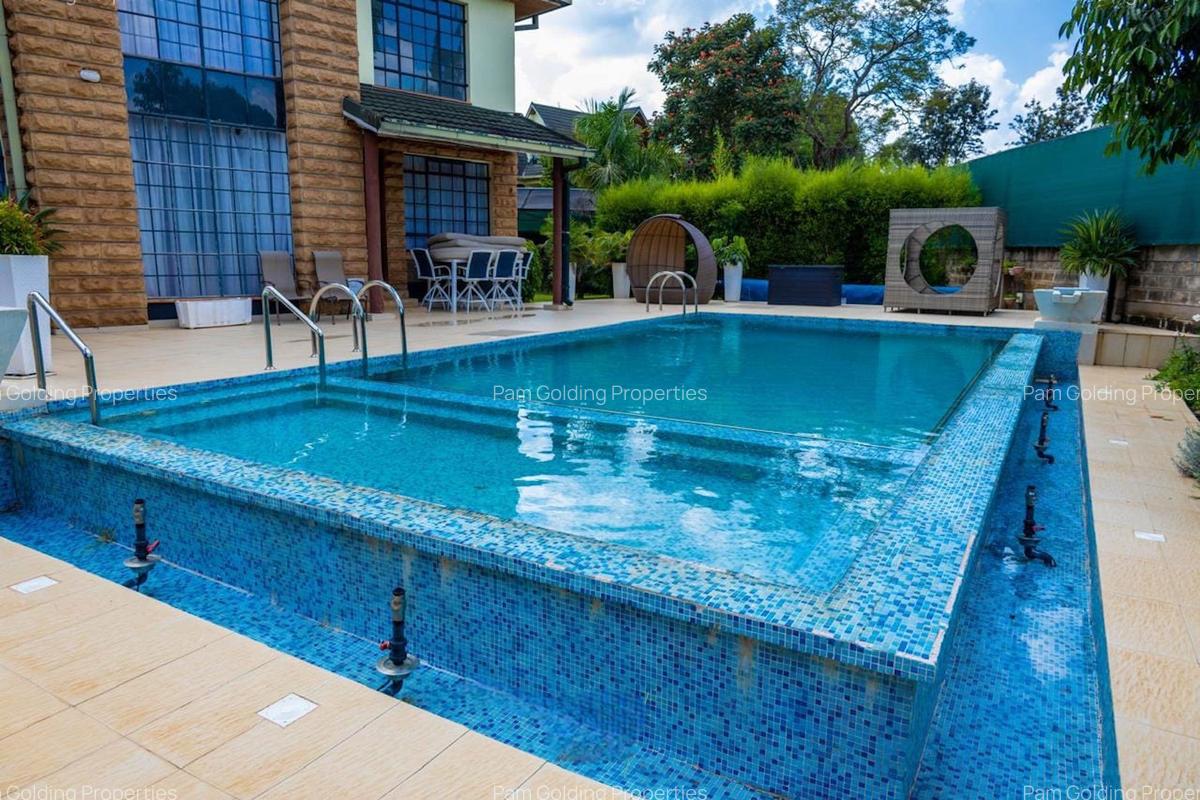 4 Bed House with En Suite in Garden Estate - 6