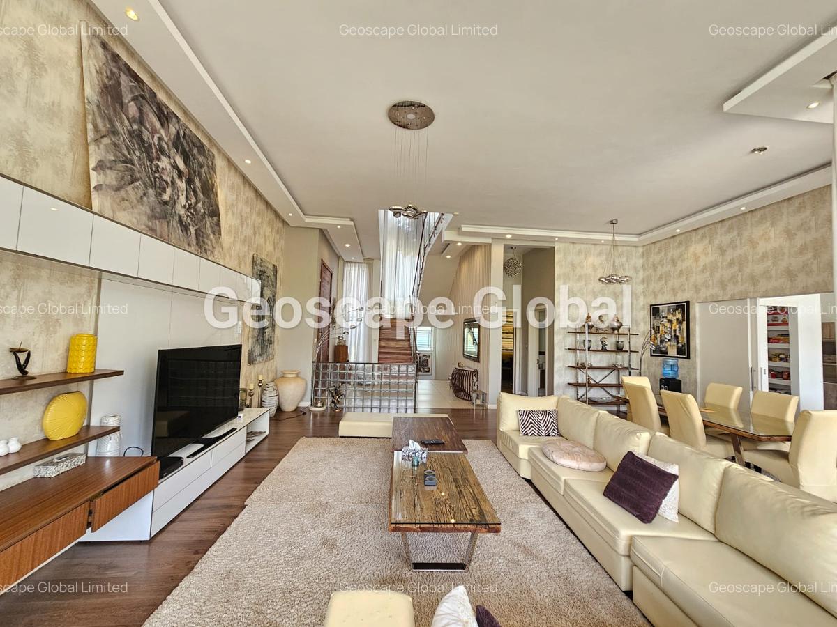 4 Bed Townhouse with En Suite in Spring Valley - 4