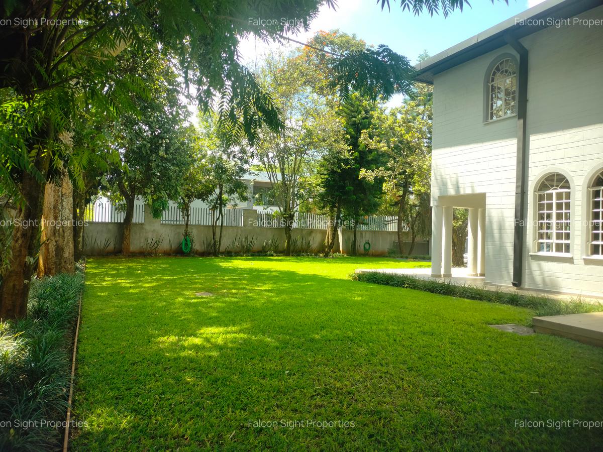 5 Bed Townhouse with Staff Quarters at Few Minutes Drive To Roslyn Academy And Un Headquarters In Gigiri - 17