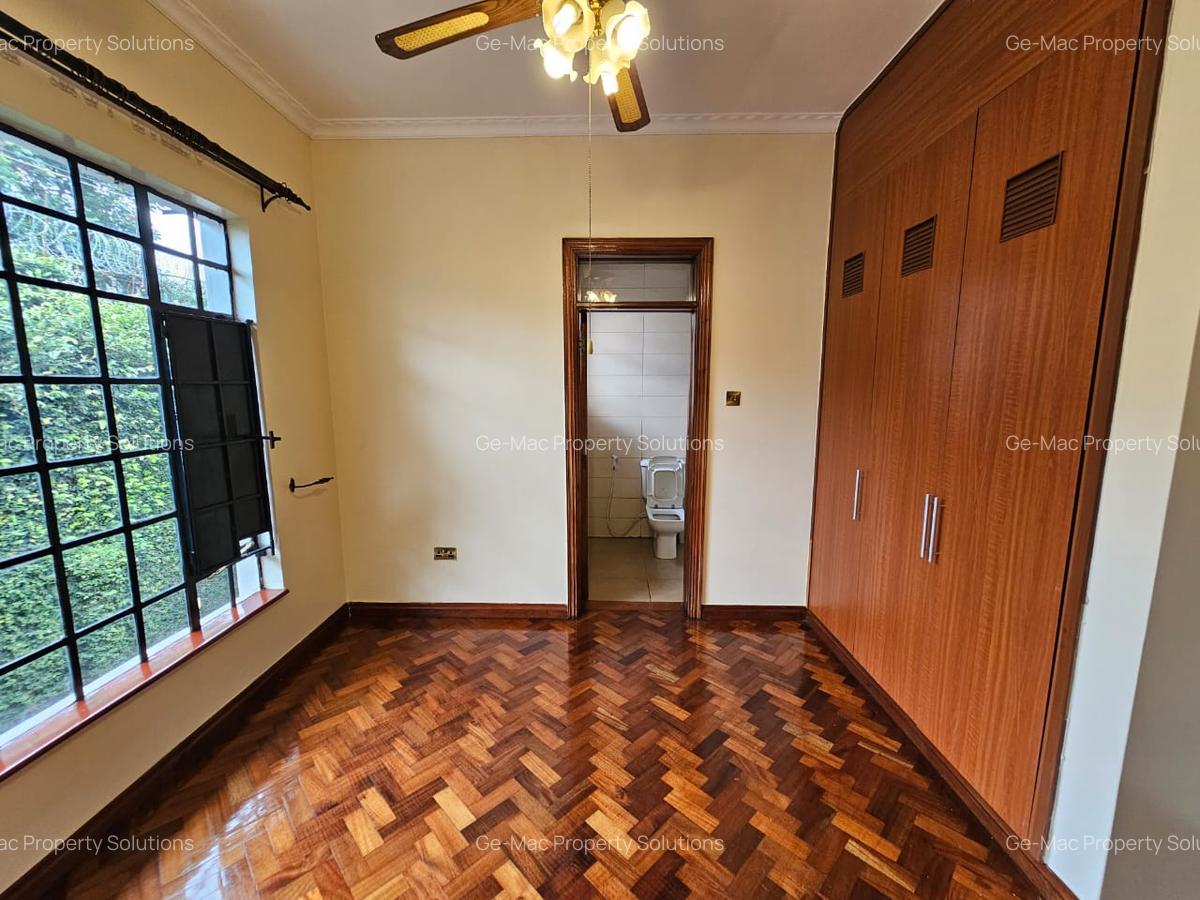 4 Bed House with En Suite in Kiambu Road - 11