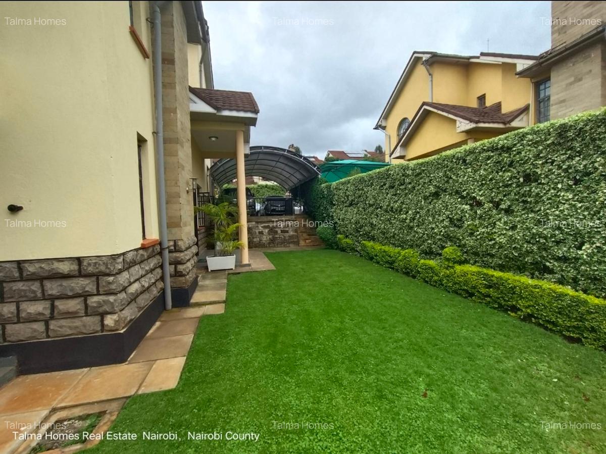 4 Bed Townhouse with En Suite at Loresho Ridge - 3