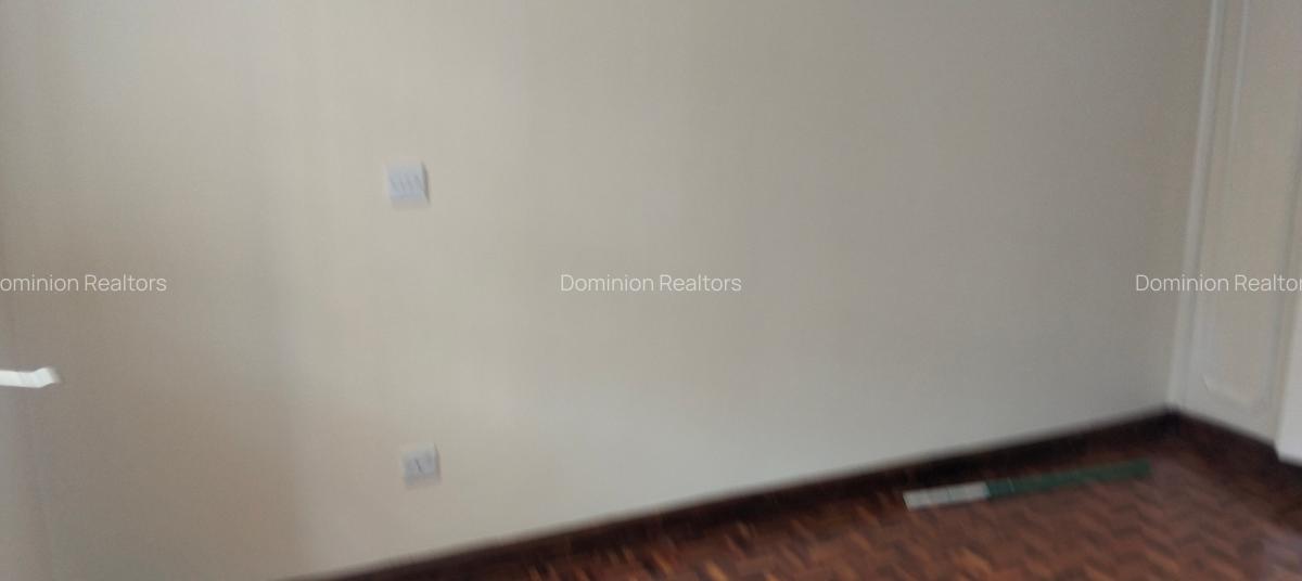 2 Bed Apartment with En Suite in Westlands Area - 10