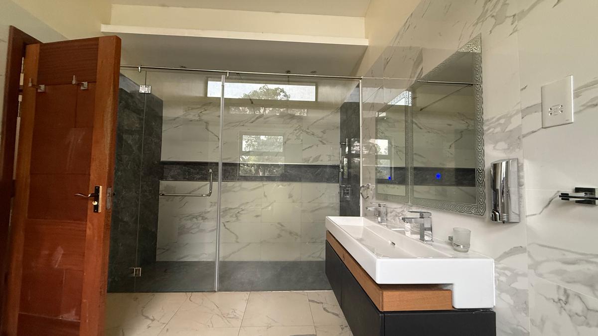 5 Bed Villa with En Suite in Lower Kabete - 19