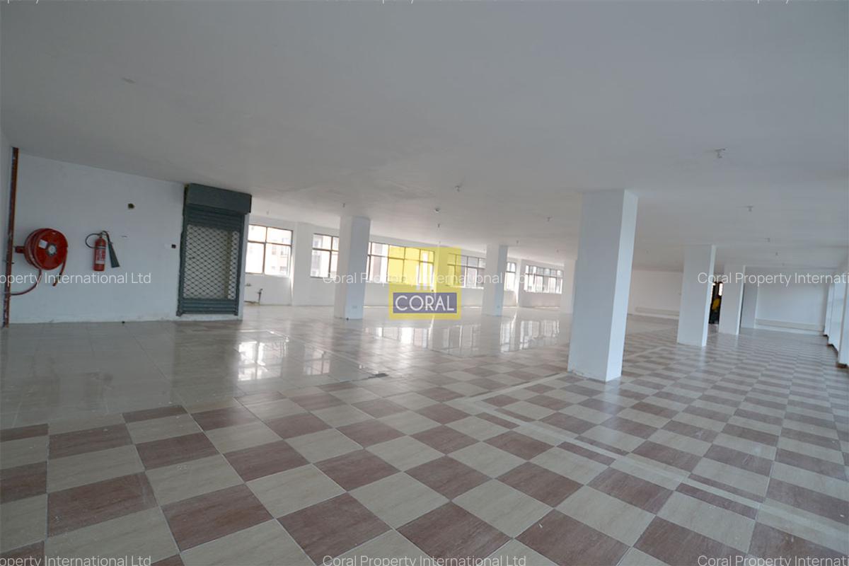 Office with Backup Generator in Westlands Area - 6