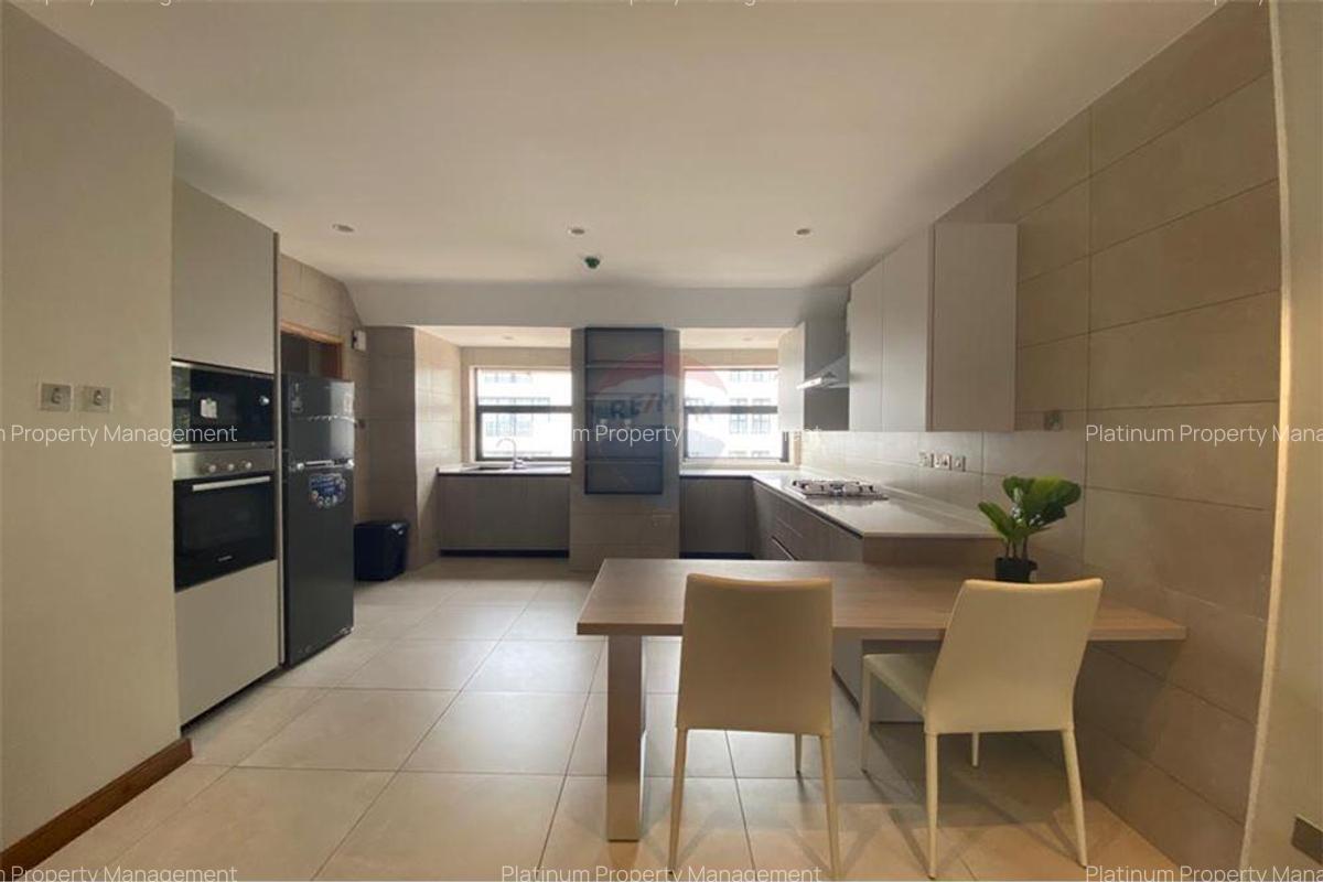 Furnished 2 Bed Apartment with En Suite at Isk Back Rd - 8