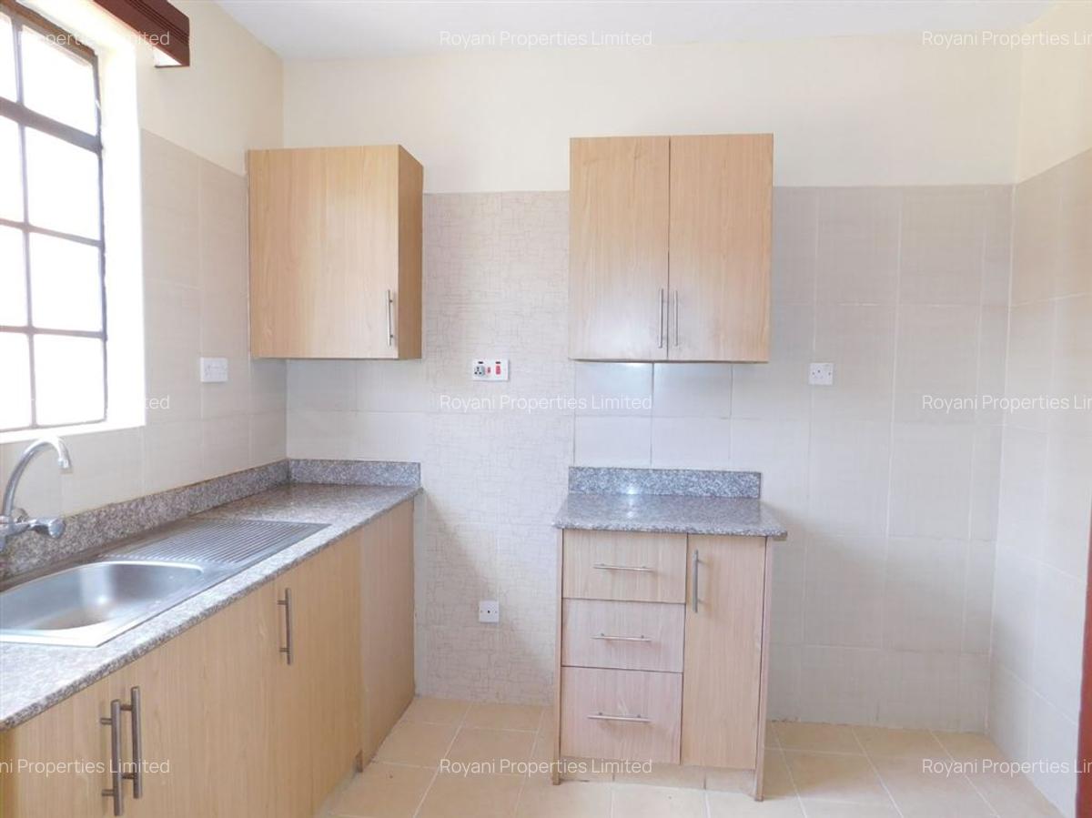 2 Bed Apartment with En Suite at Fourways Junction Estate - 5