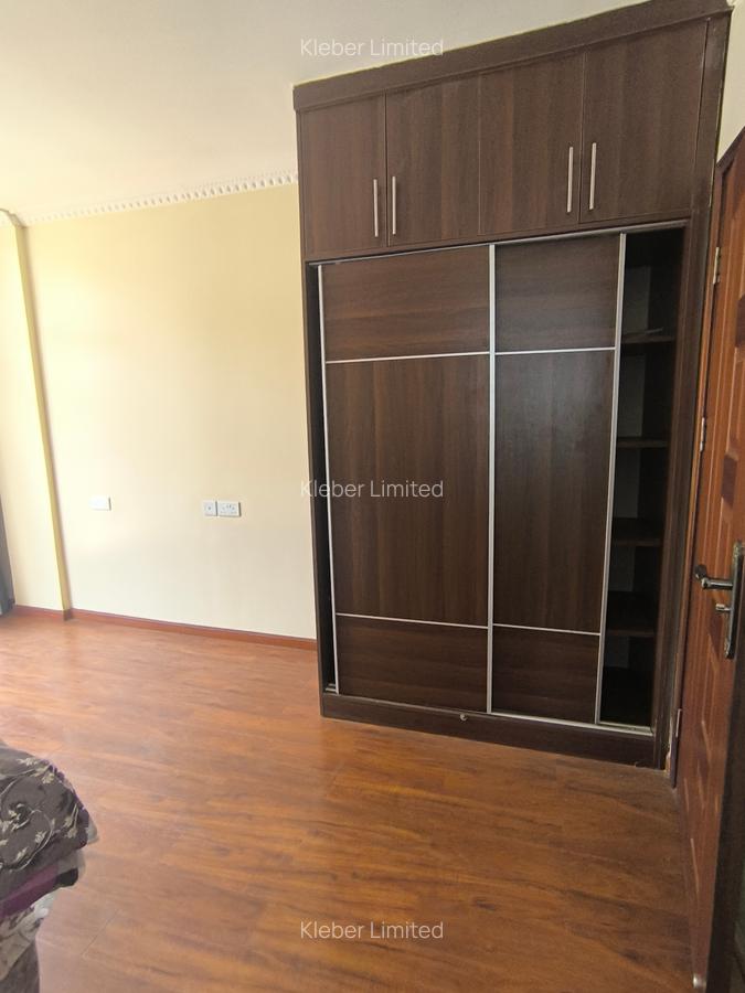 5 Bed Villa with En Suite in Lavington - 11