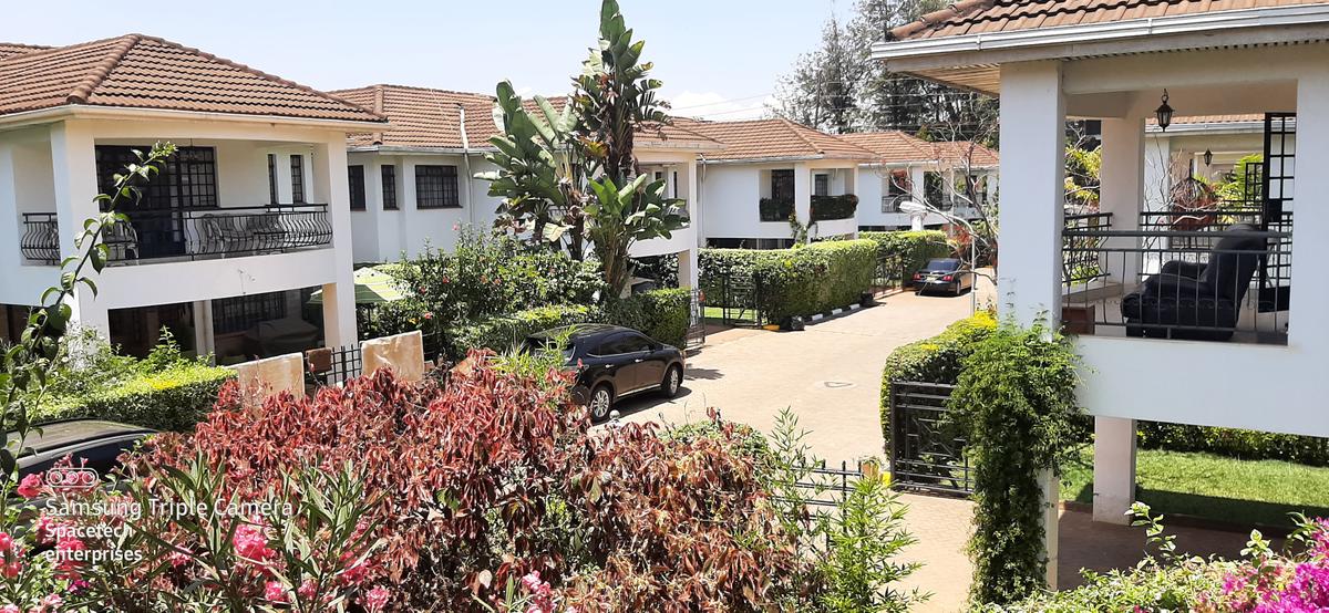 4 Bed Townhouse with En Suite in Westlands Area - 1