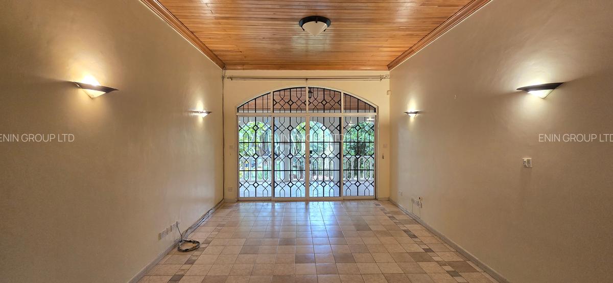 4 Bed House with En Suite at Hillview Rise Off Lower Kabete Rd - 13