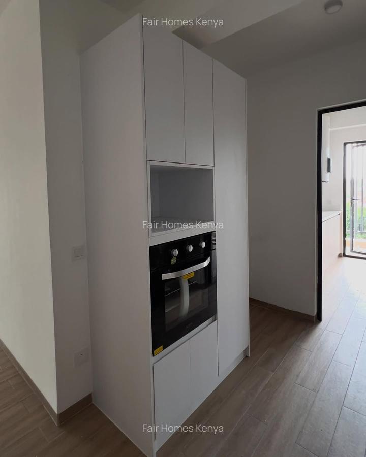 3 Bed Apartment with En Suite at Othaya Road - 4