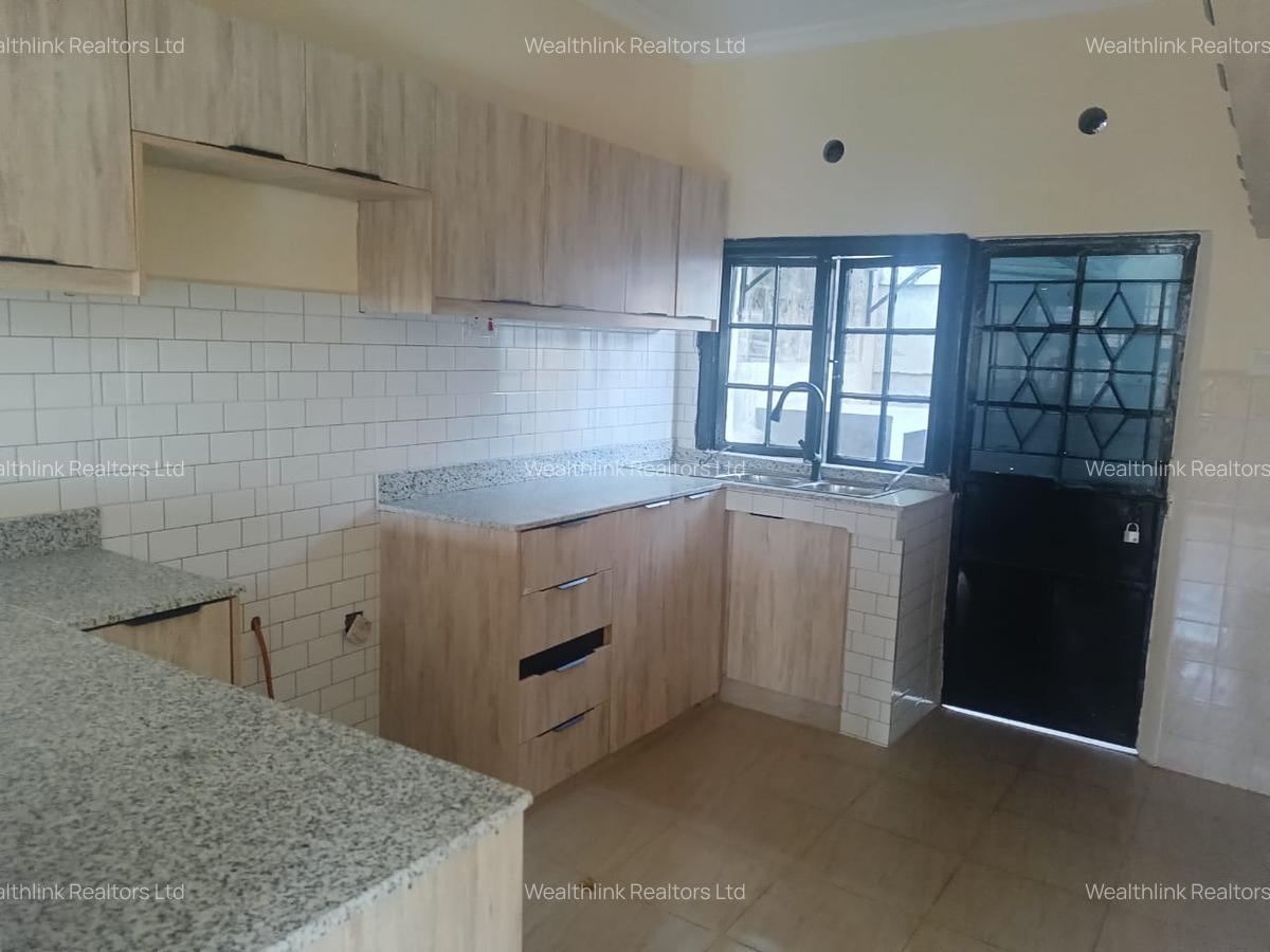 4 Bed Townhouse with En Suite at Karen - 8