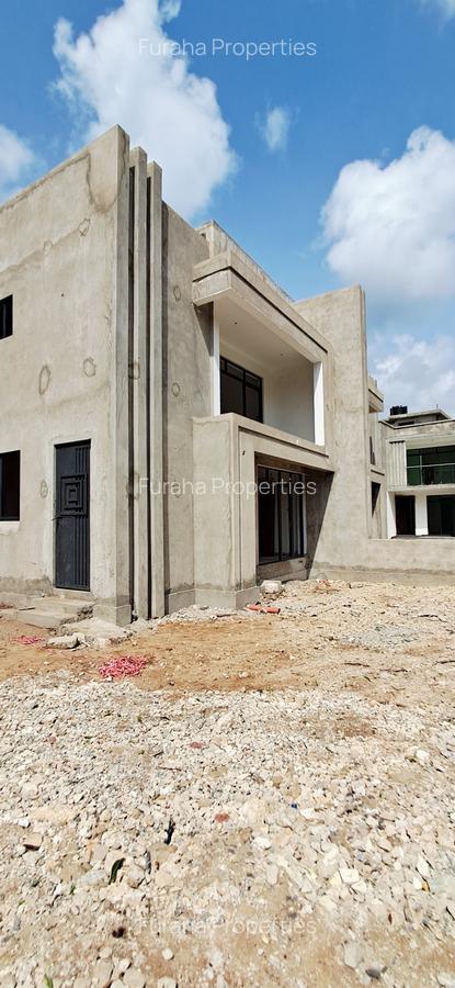 3 Bed Villa with En Suite at Mtwapa - 4