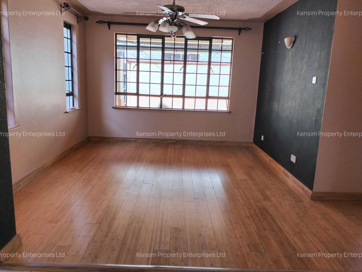 4 Bed Townhouse with En Suite in Lavington - 7