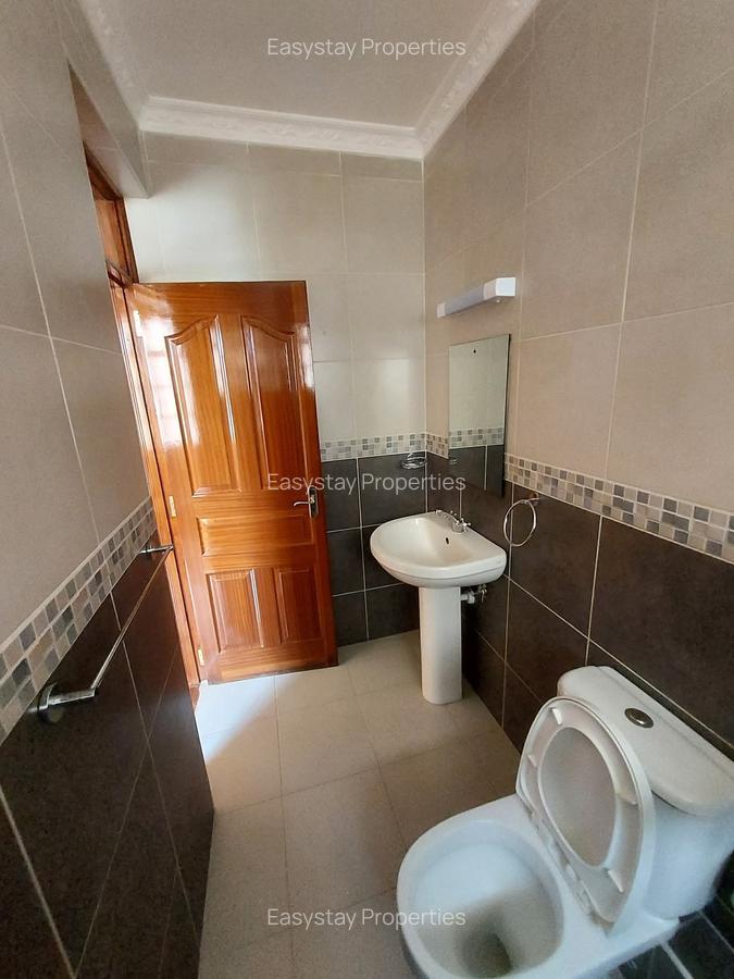 3 Bed Apartment with En Suite in Lavington - 8