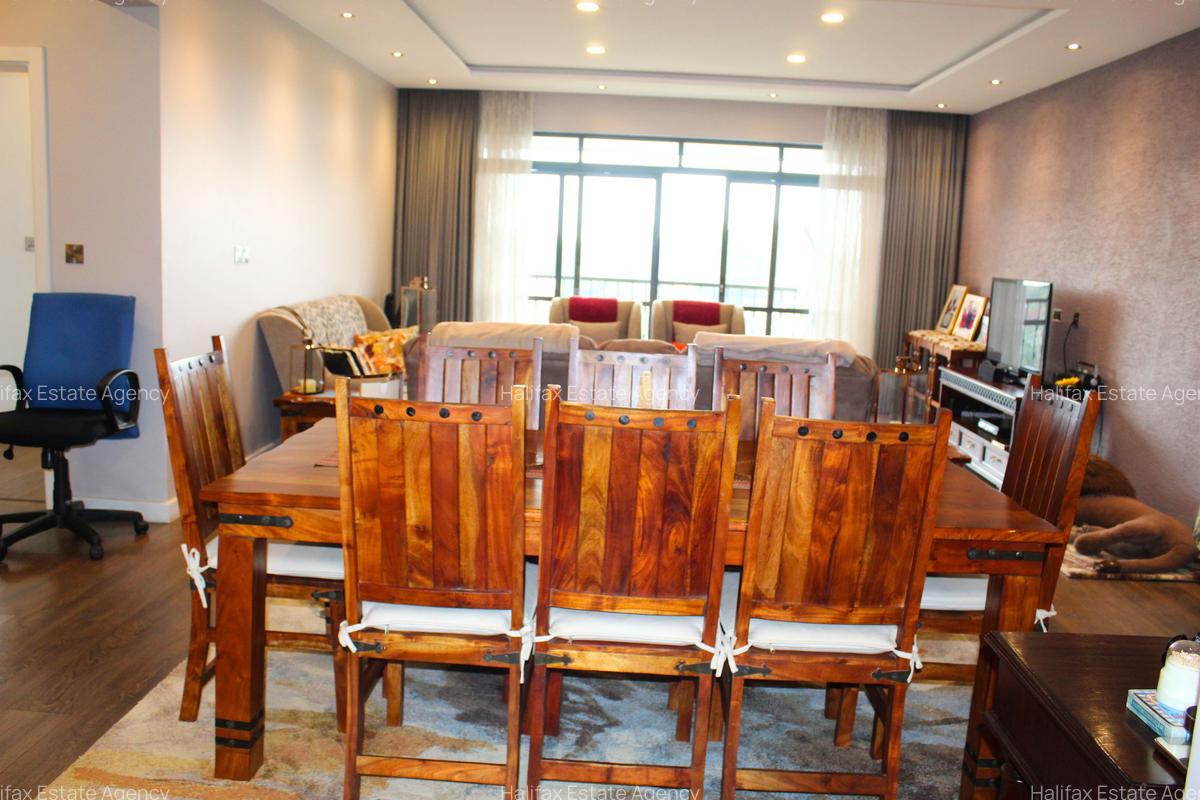 2 Bed Apartment with En Suite in Parklands - 6