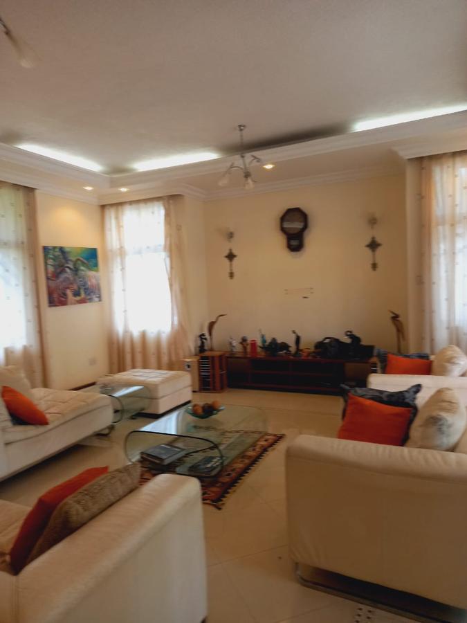 4 Bed Townhouse with En Suite in Nyali Area - 5