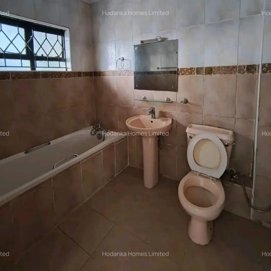 Serviced 4 Bed Apartment with En Suite in Kileleshwa - 15