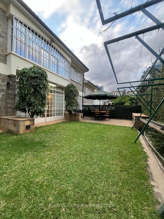 5 Bed Townhouse with En Suite in Riverside - 19