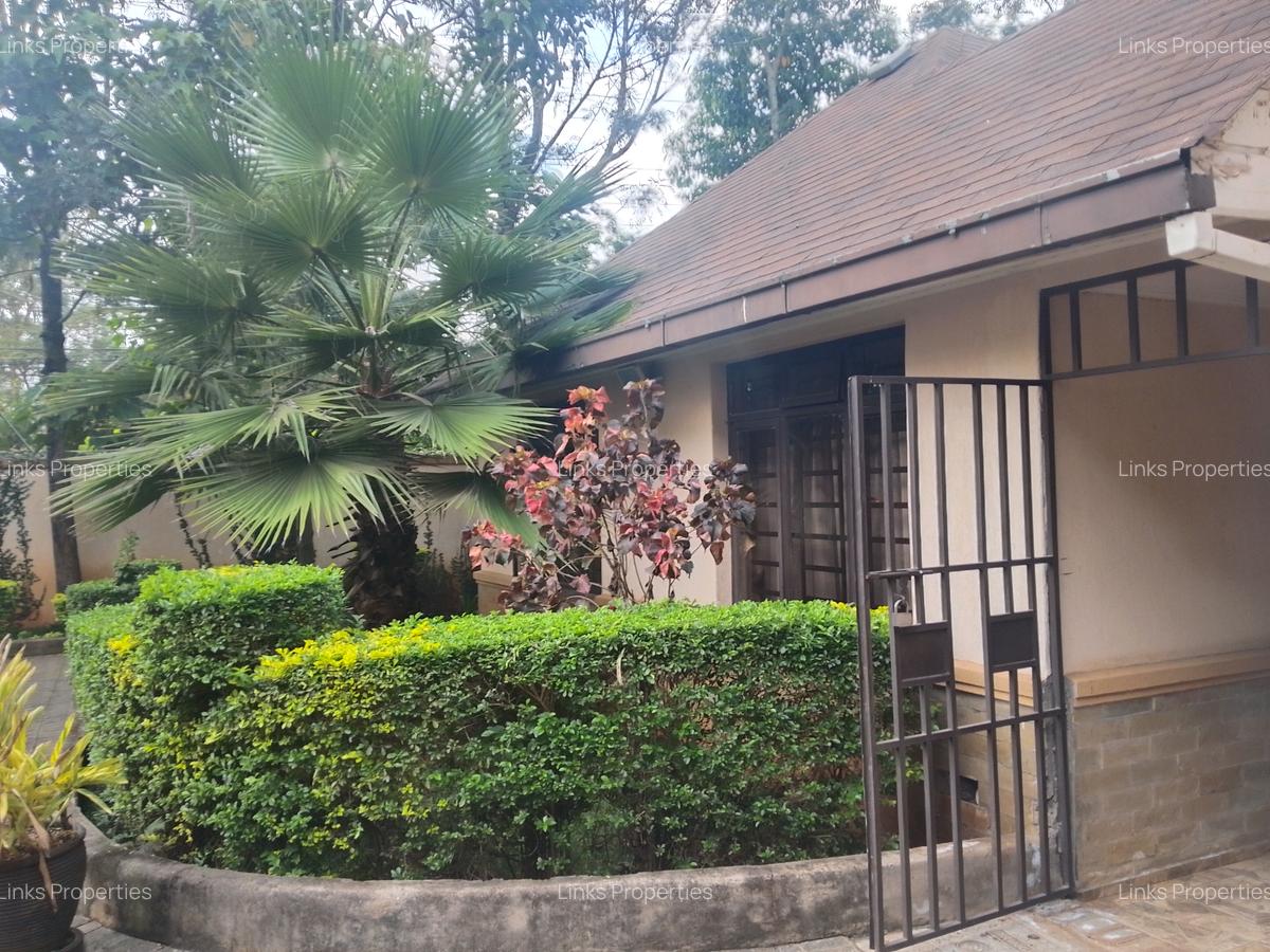 2 Bed House with En Suite at Banda Lane - 1