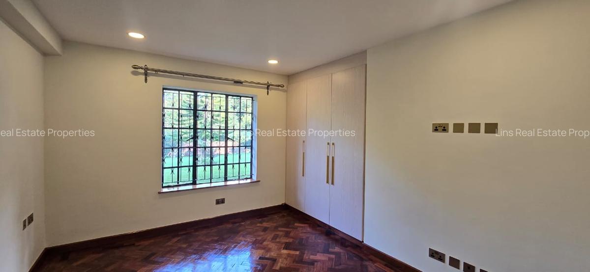 5 Bed House with En Suite in Kitisuru - 8