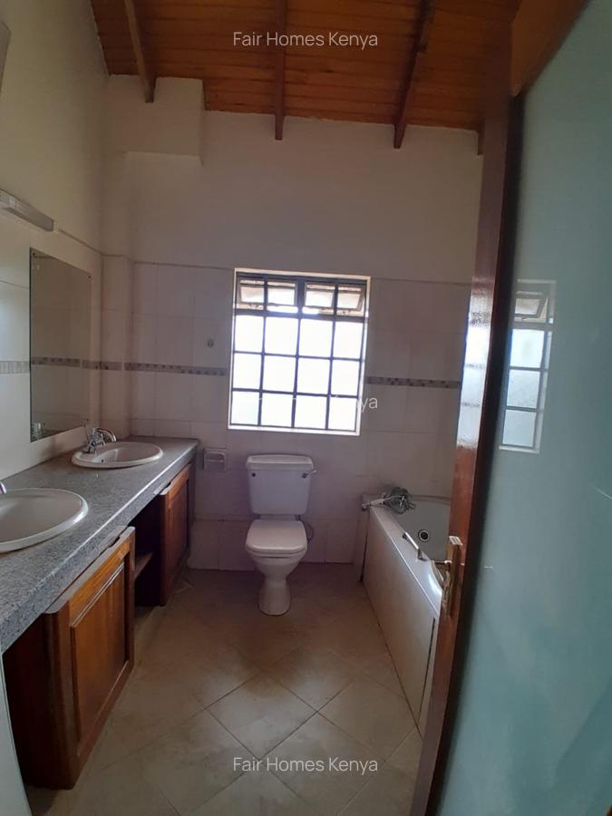 4 Bed Apartment with En Suite at Mararo Road - 14