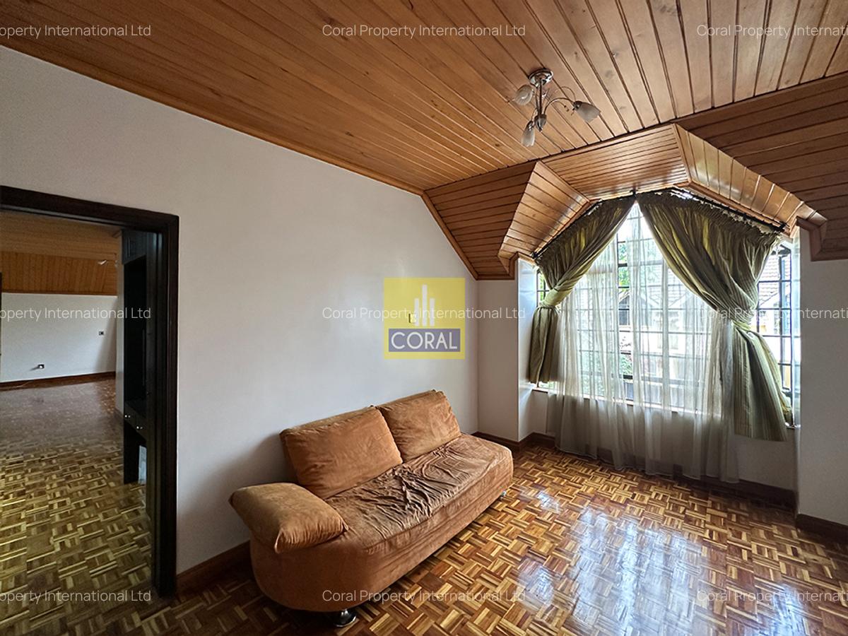 5 Bed Townhouse in Lavington - 10