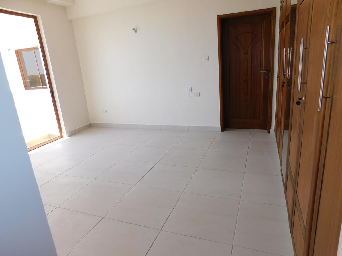 3 Bed Apartment with En Suite in Nyali Area - 11