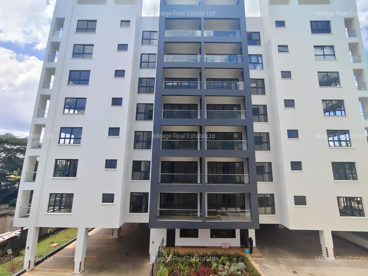 1 Bed Apartment with En Suite in Lavington - 1