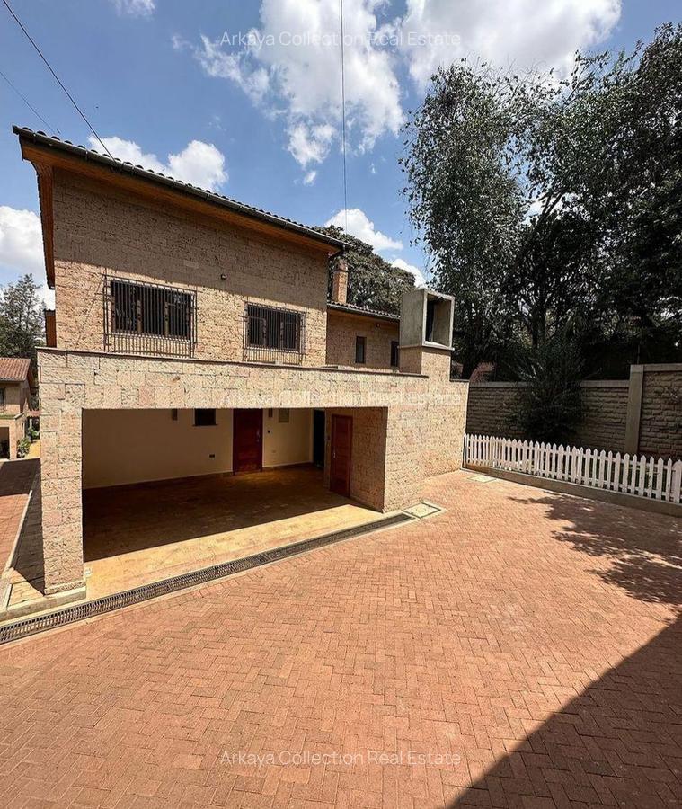 5 Bed Townhouse in Lavington - 1