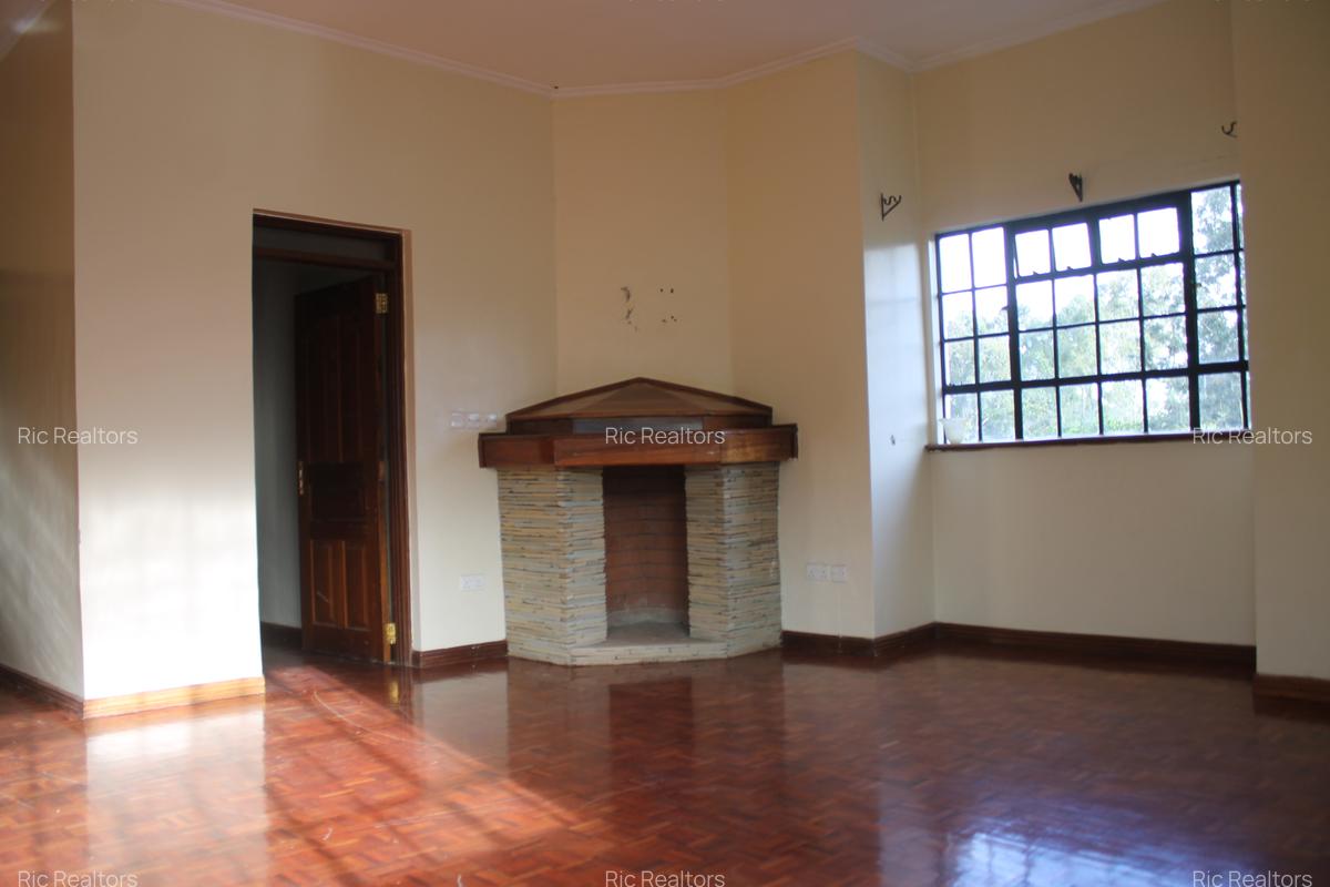 4 Bed Townhouse with En Suite at Karen - 13