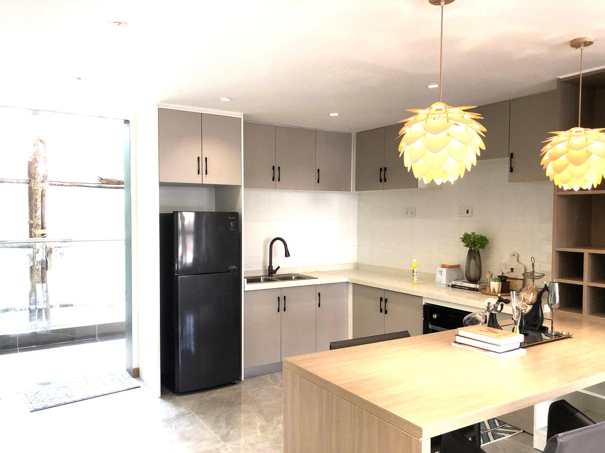 1 Bed Apartment with En Suite at Lavington - 3