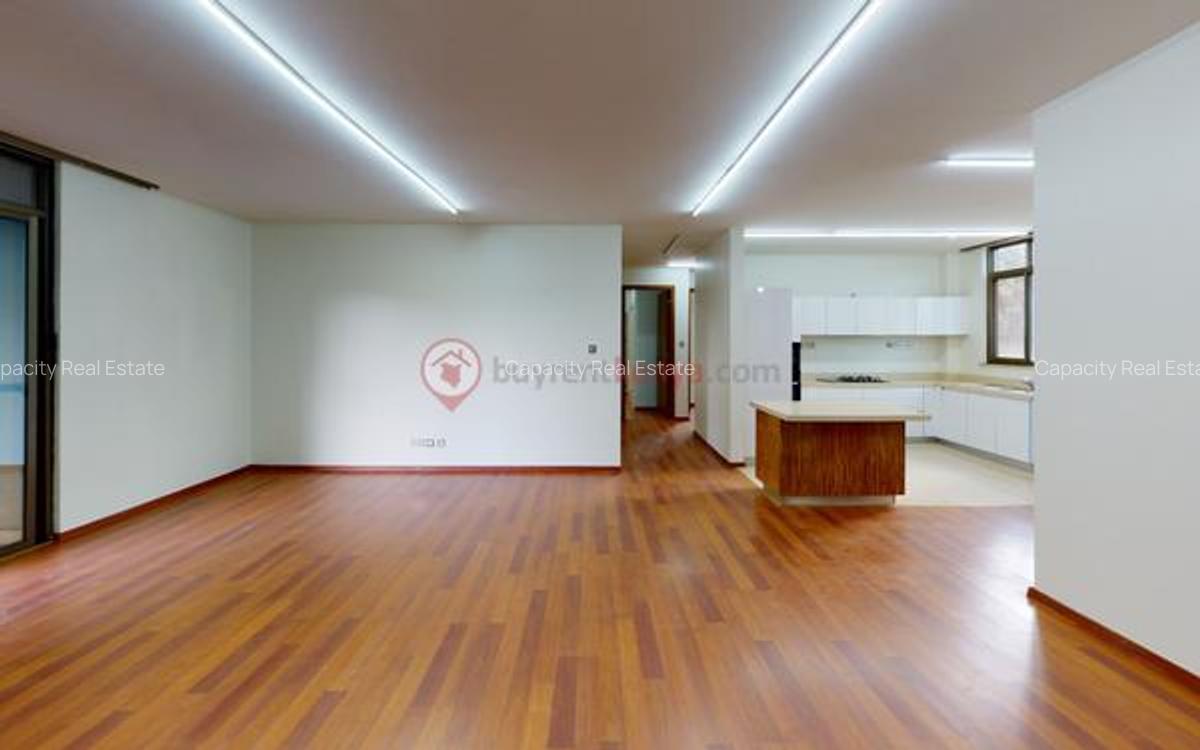 3 Bed Apartment with En Suite in Parklands - 13