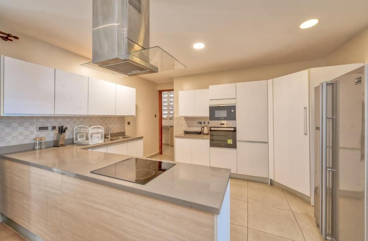 Furnished 3 Bed Apartment with En Suite in Kileleshwa - 8