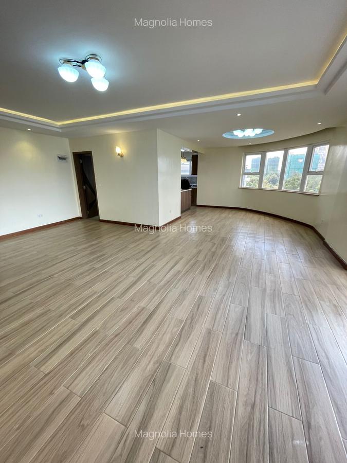 3 Bed Apartment with En Suite in Kilimani - 1