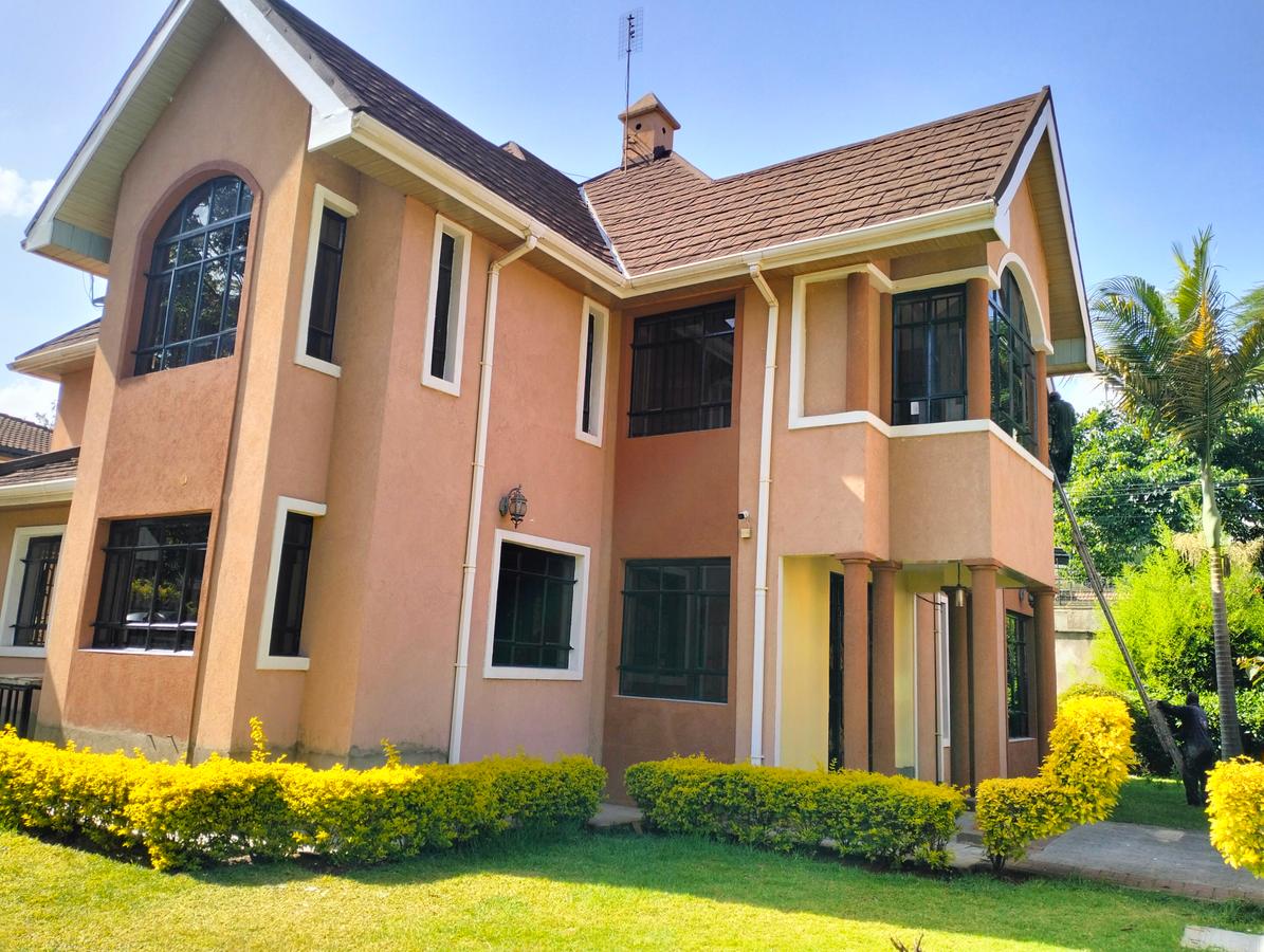 4 Bed Townhouse with En Suite in Lavington - 18