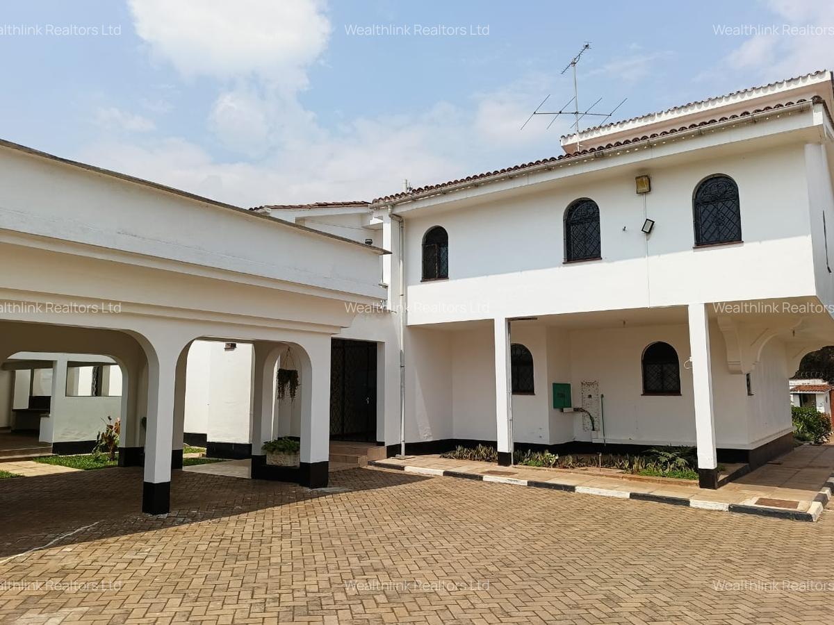 5 Bed House with En Suite at Gigiri - 3