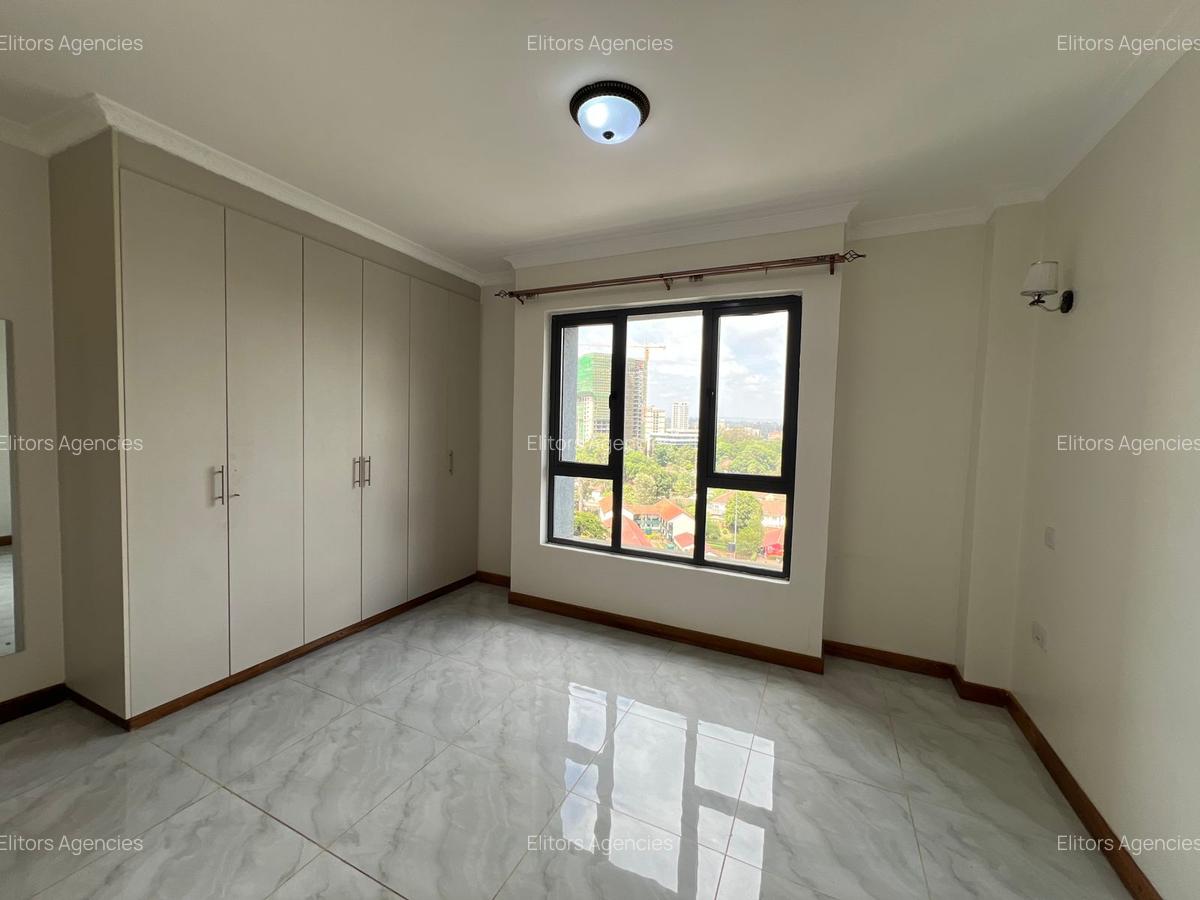 2 Bed Apartment with En Suite at School Lane - 15