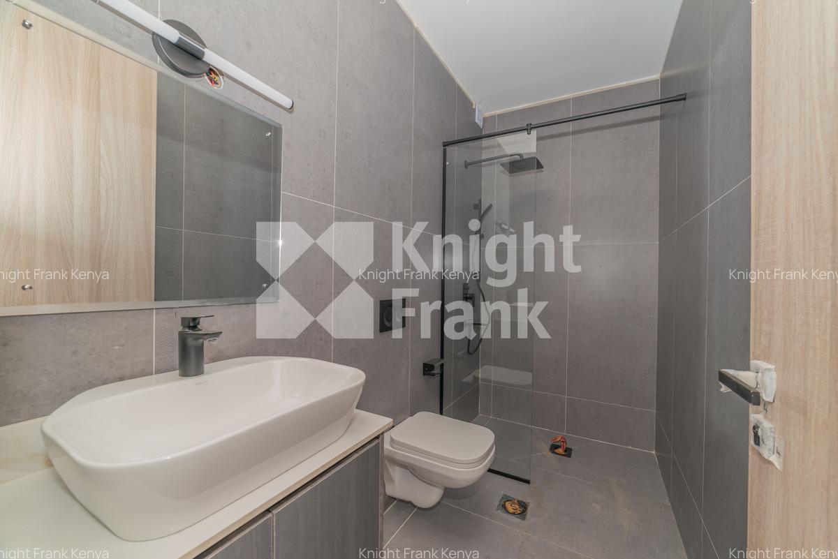 2 Bed Apartment with En Suite at Kirawa Road - 7