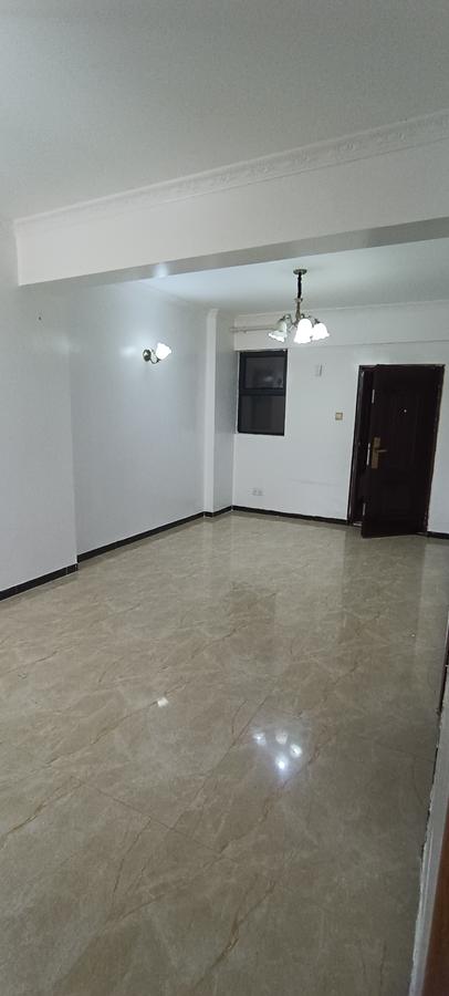 2 Bed Apartment with En Suite in Kilimani - 3