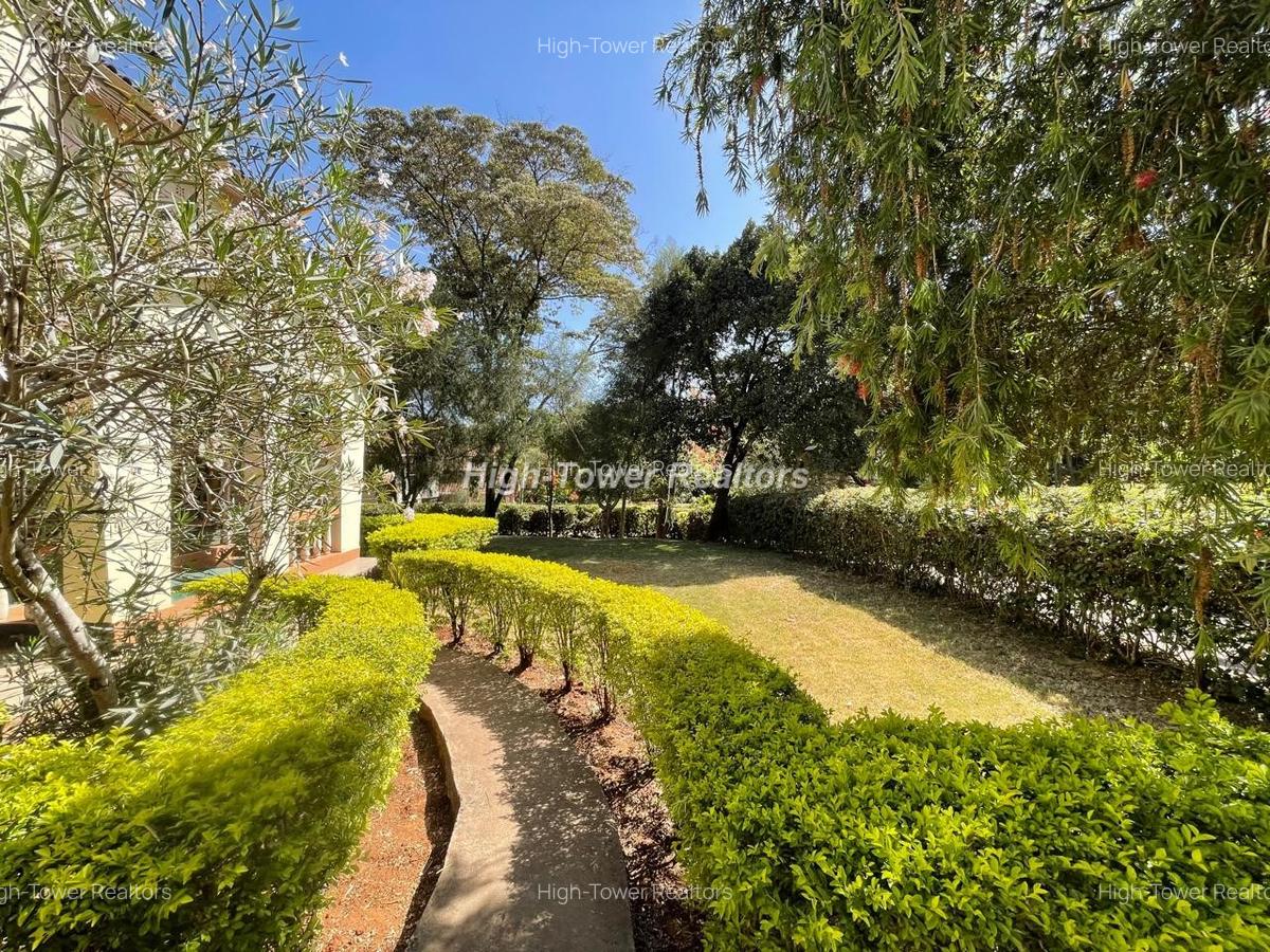 4 Bed House with En Suite in Karen - 3